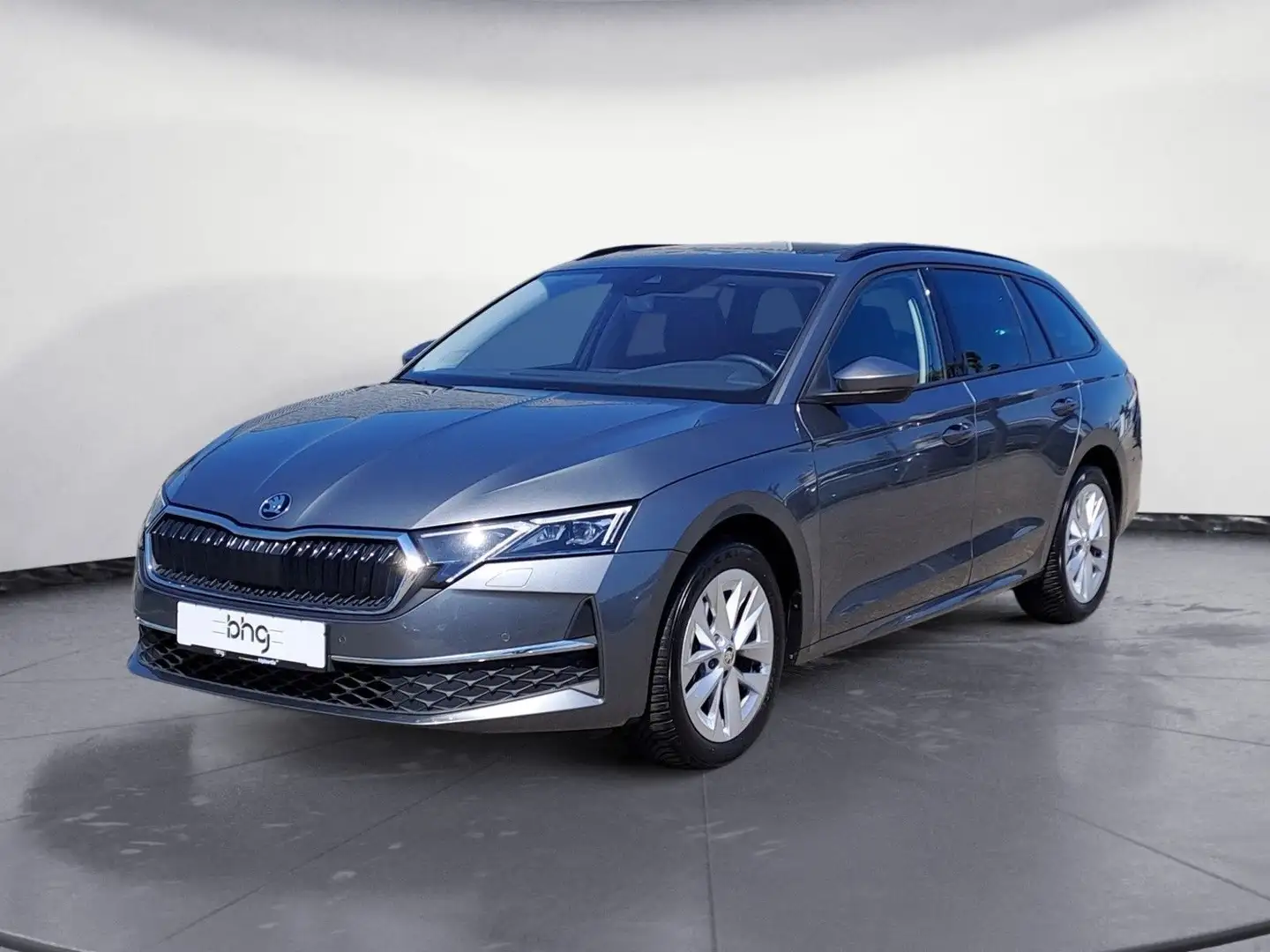 Skoda Octavia Combi 1,5 TSI mHEV DSG Selection PanoDac Grau - 2