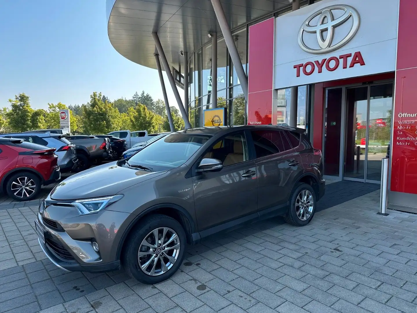 Toyota RAV 4 2.5 Hybrid Executive,NAVI,LEDER,LED,KAMERA Braun - 2