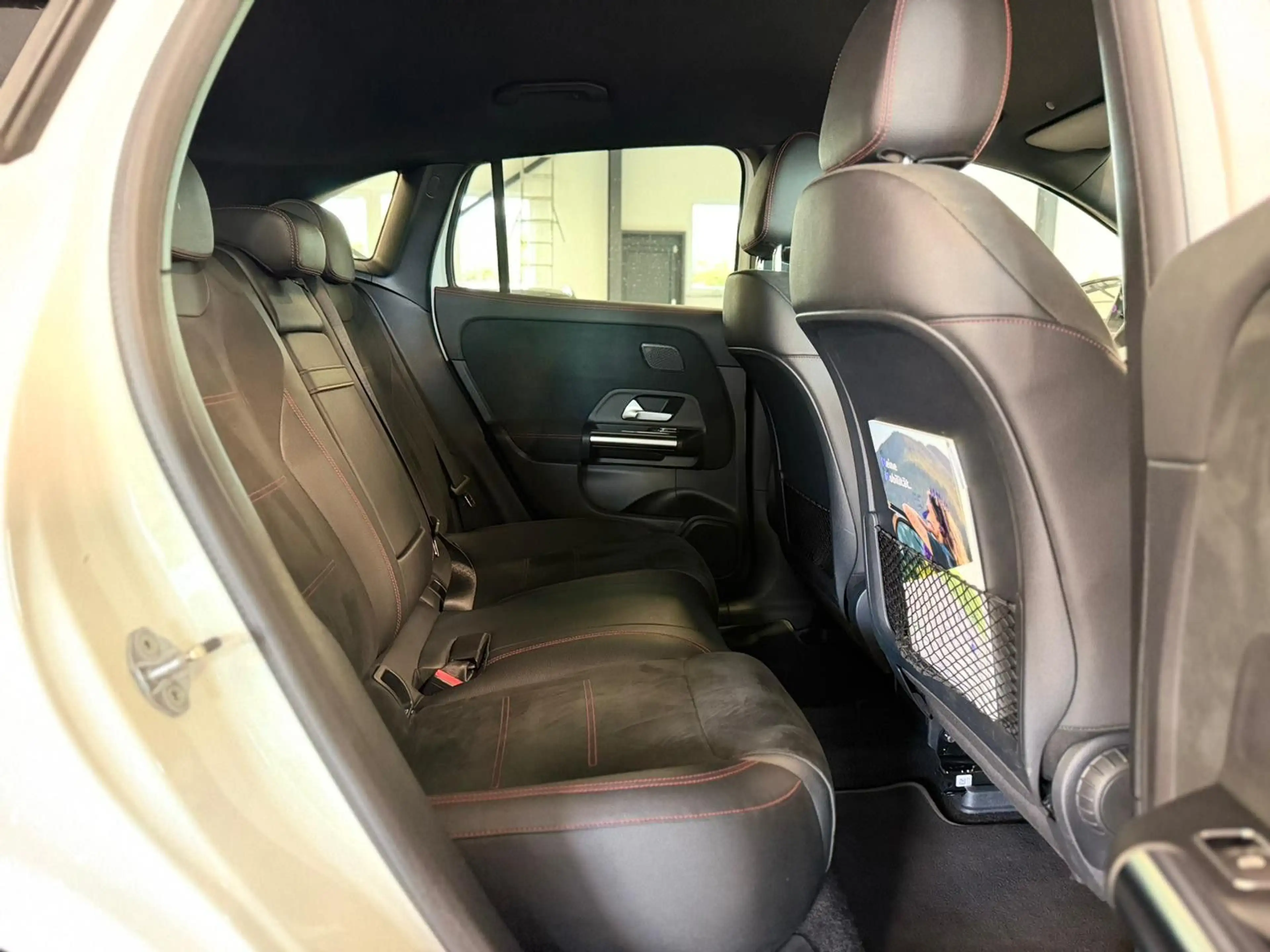 Mercedes-Benz EQA EQA 250 AMG NIGHT+LED+KAM+TEMP+94,6SOH — photo 15