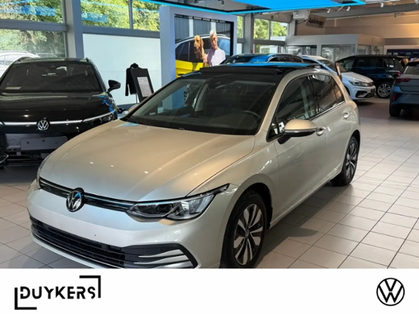 Volkswagen Golf VIII 1.0 TSI Move PANO GJR NAVI Silber - 1