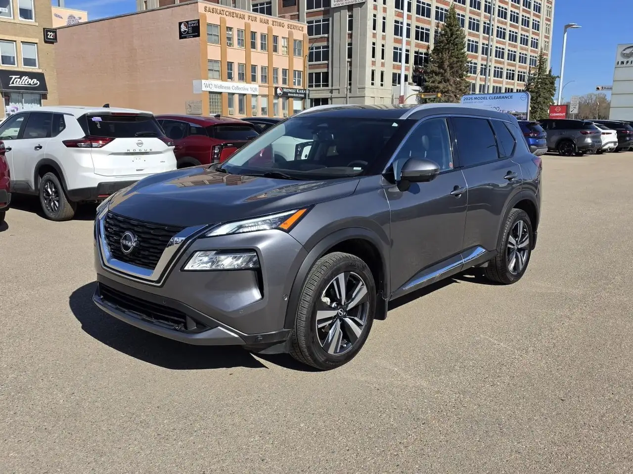 Nissan Rogue снимка Nissan Rogue