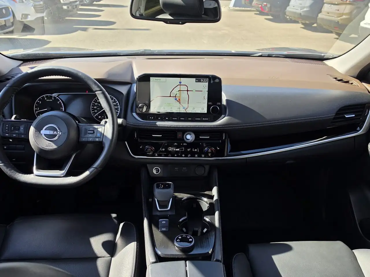 Nissan Rogue снимка Nissan Rogue
