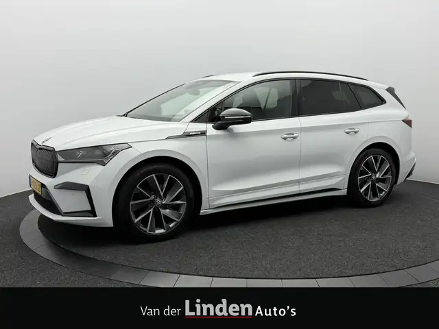 Skoda Enyaq iV 60 Sportline SOH 94,2% | Trekhaak | Matrix Led