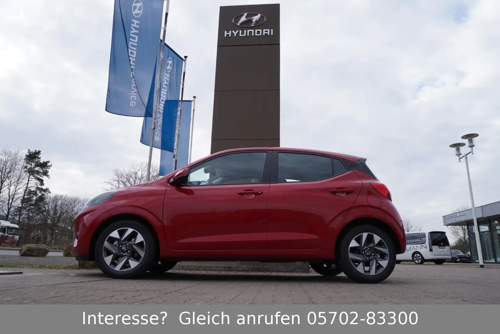 Hyundai i10 1.2 16V Trend *KOMFORT-PAKET/SH/LENKRAD-HZ.* Rood - 2