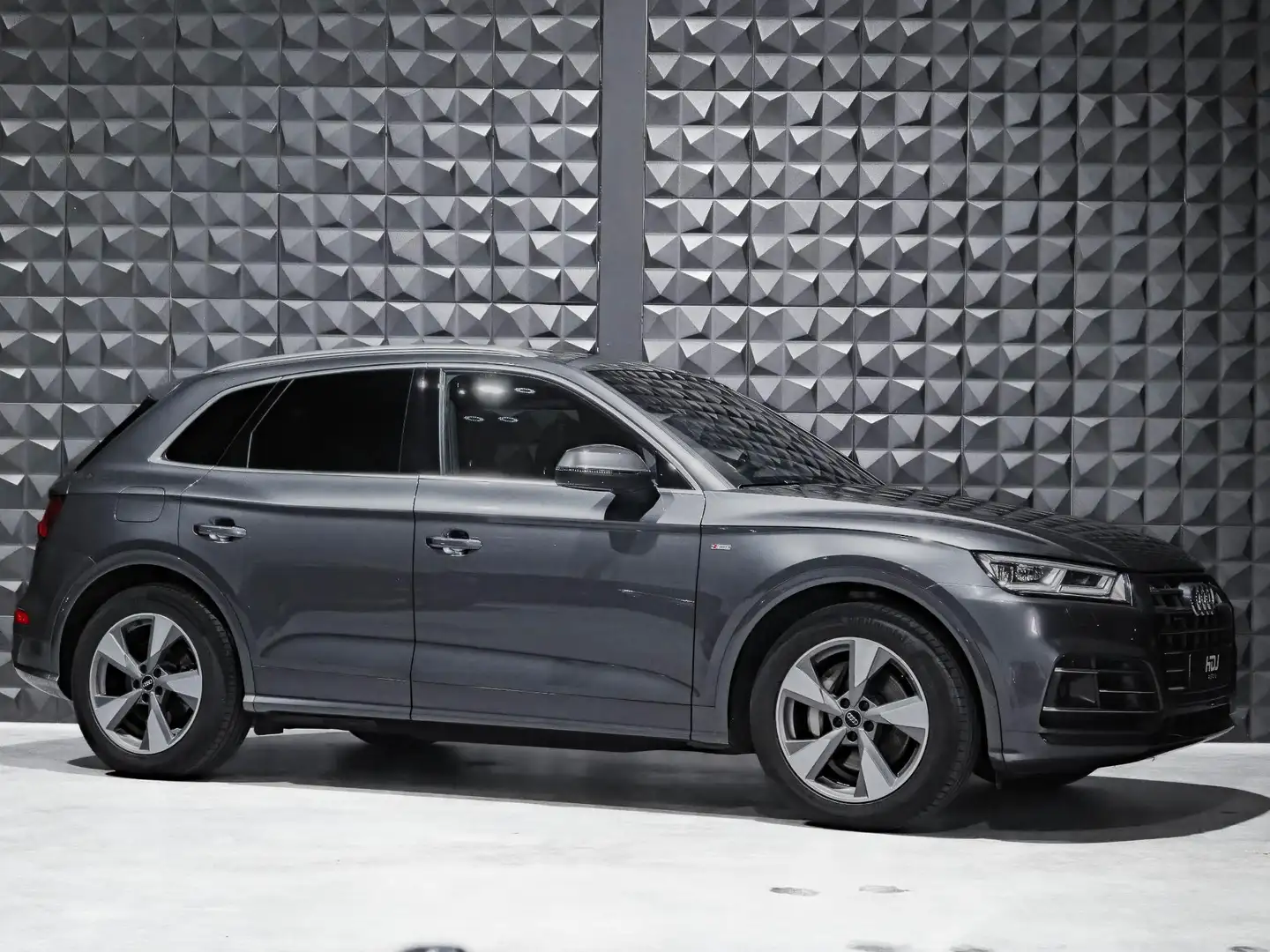 Audi Q5 55 TFSIe quattro | Pano | Luchtv. | Sportst. | B&O Gris - 2