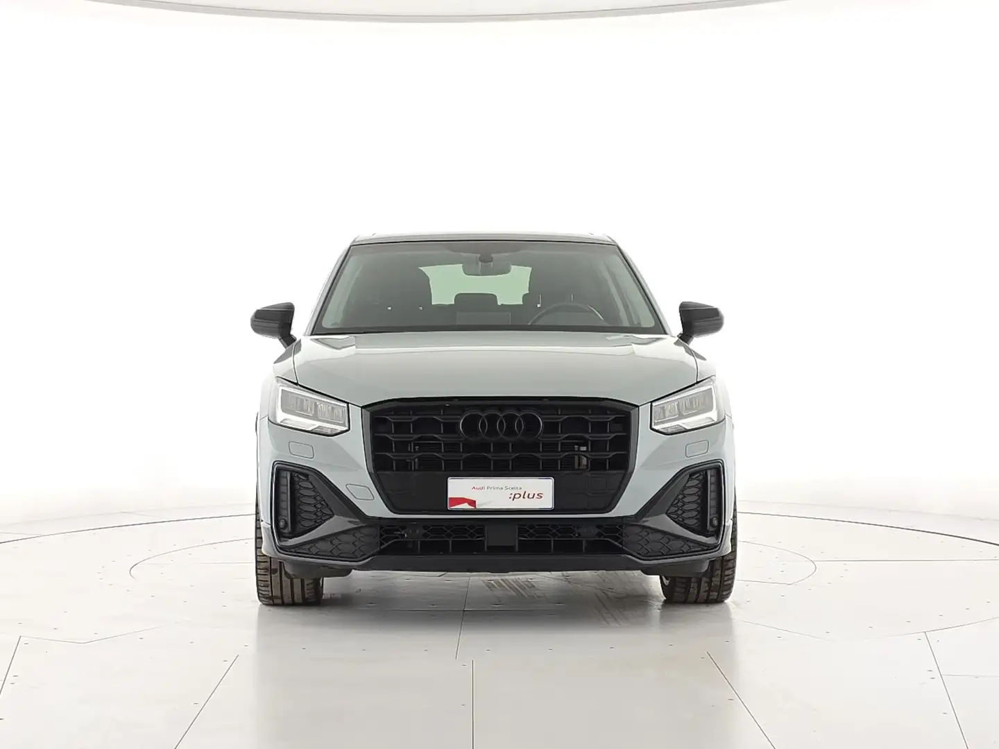 Audi Q2 35 2.0 tdi identity black s-tronic Gris - 2