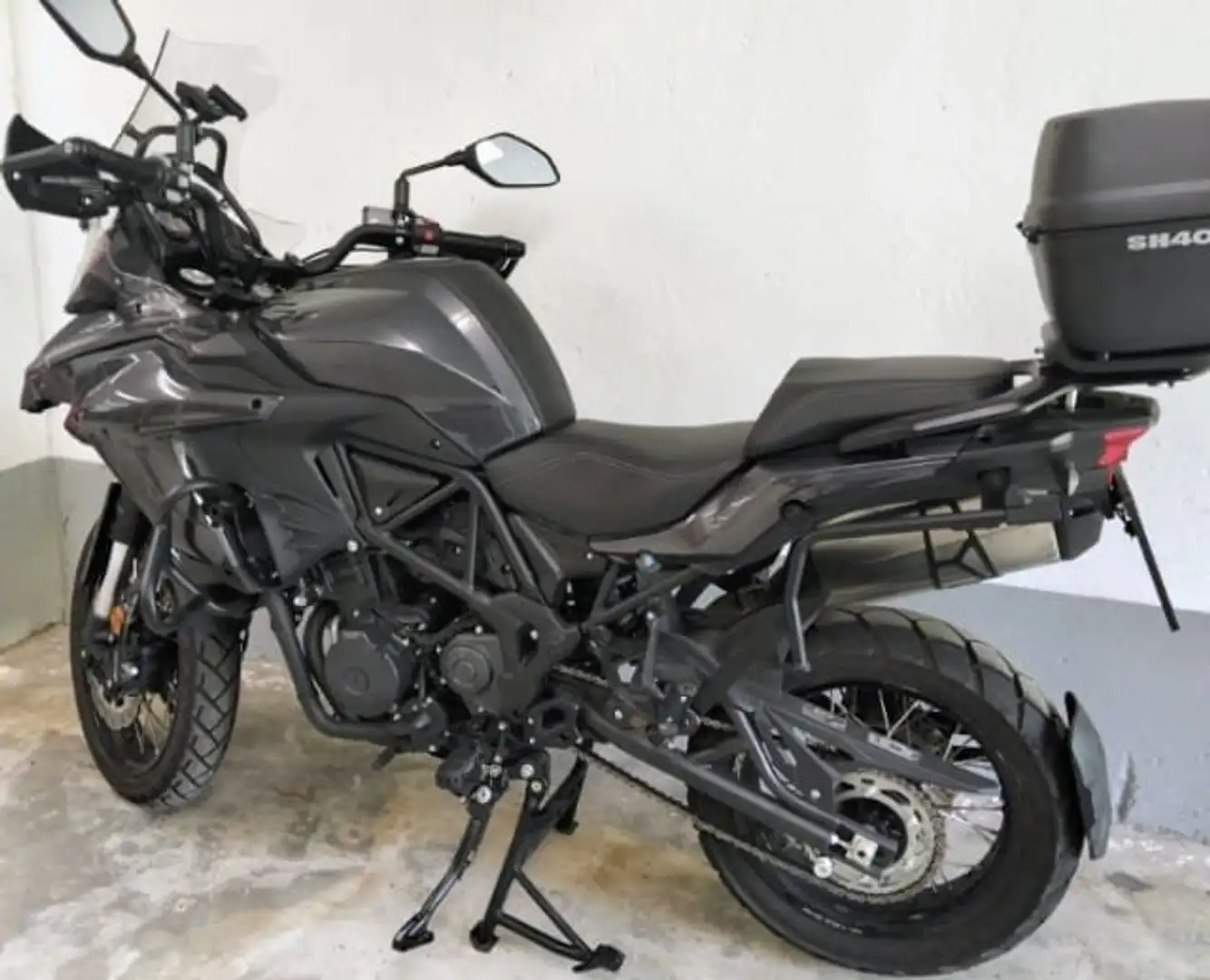 Benelli TRK 502 X Gris - 2