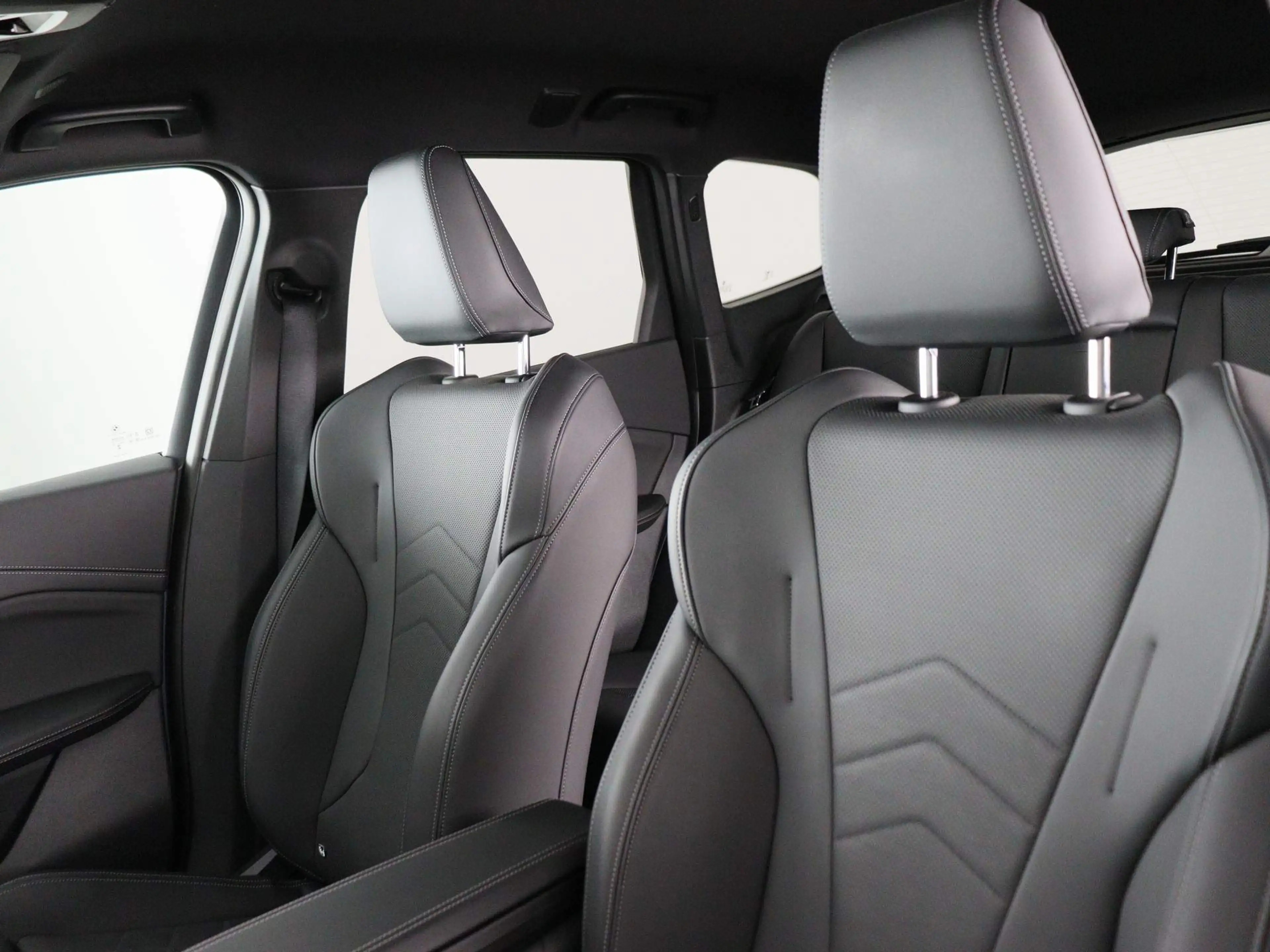 BMW X1 xDrive30e — photo 6