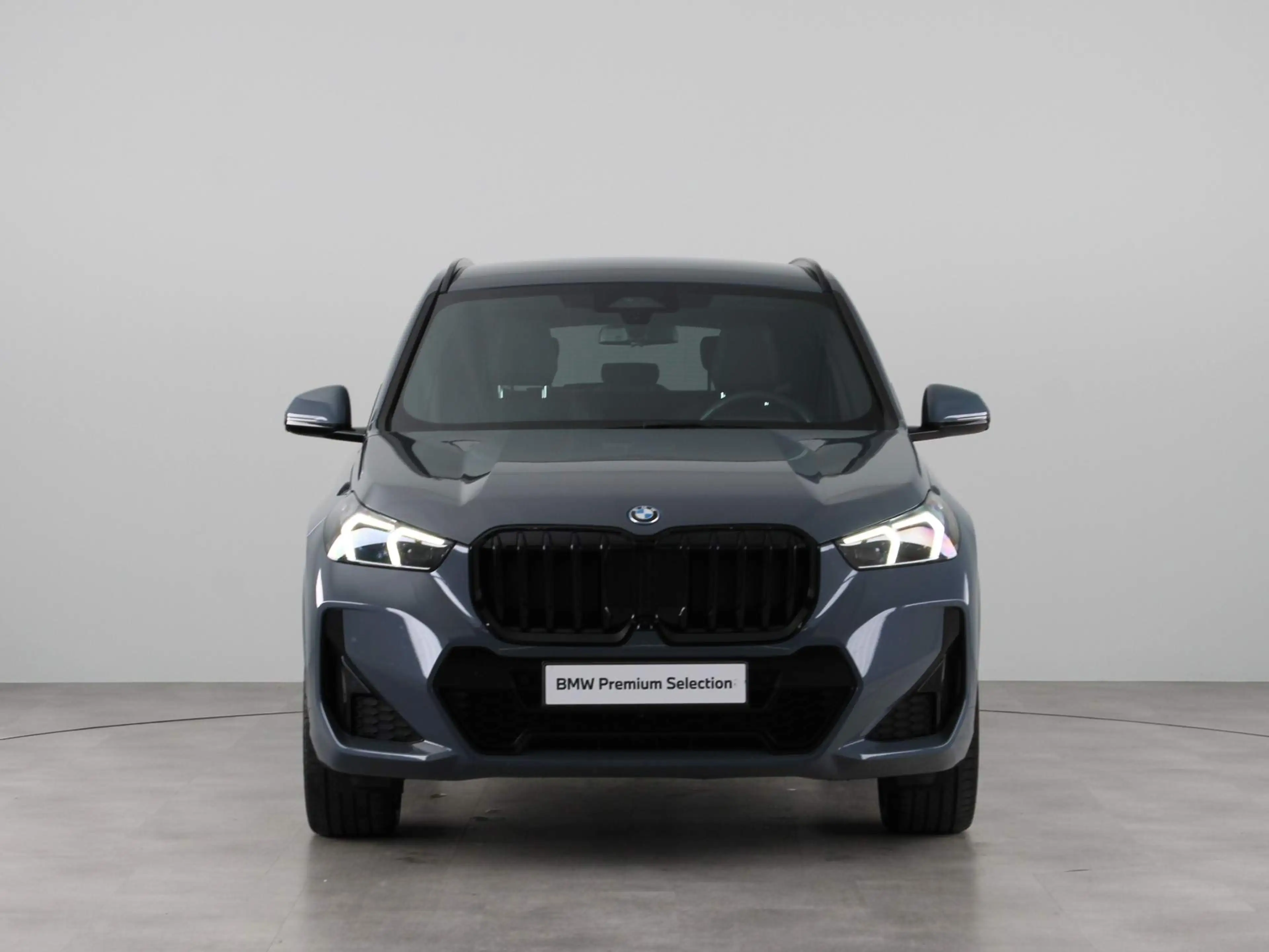 BMW X1 xDrive30e — photo 7
