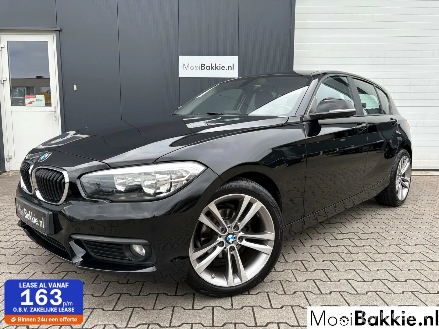 BMW 116 1-serie 116i Facelift / 5-Drs / Lm 18" / Cruise / Zwart - 1