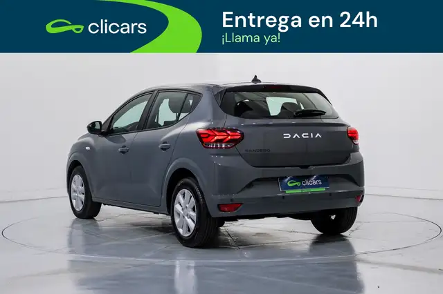 Dacia Sandero view 9