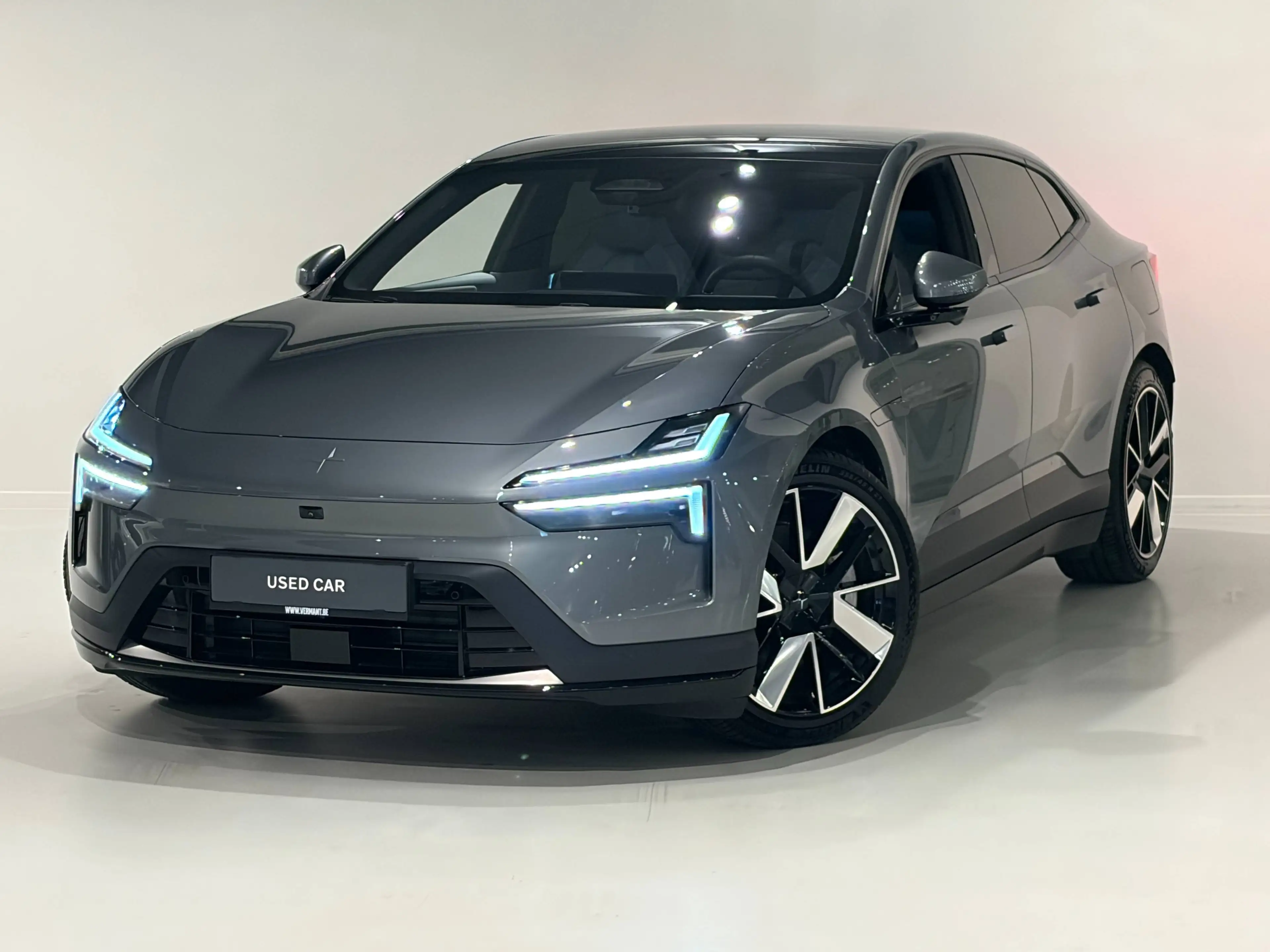 Polestar 4 Polestar 4 100 kWh LRSM + Pilot + Plus Pack
