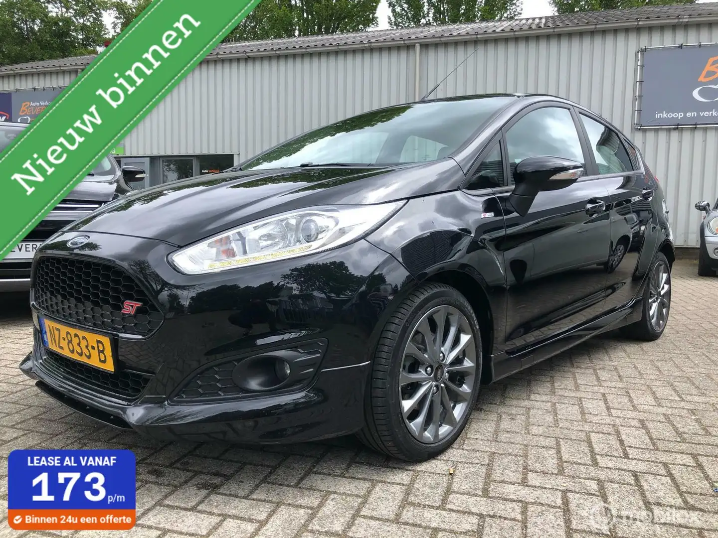 Ford Fiesta 1.0 ST EcoBoost Titanium 6/12 m garantie Zwart - 1