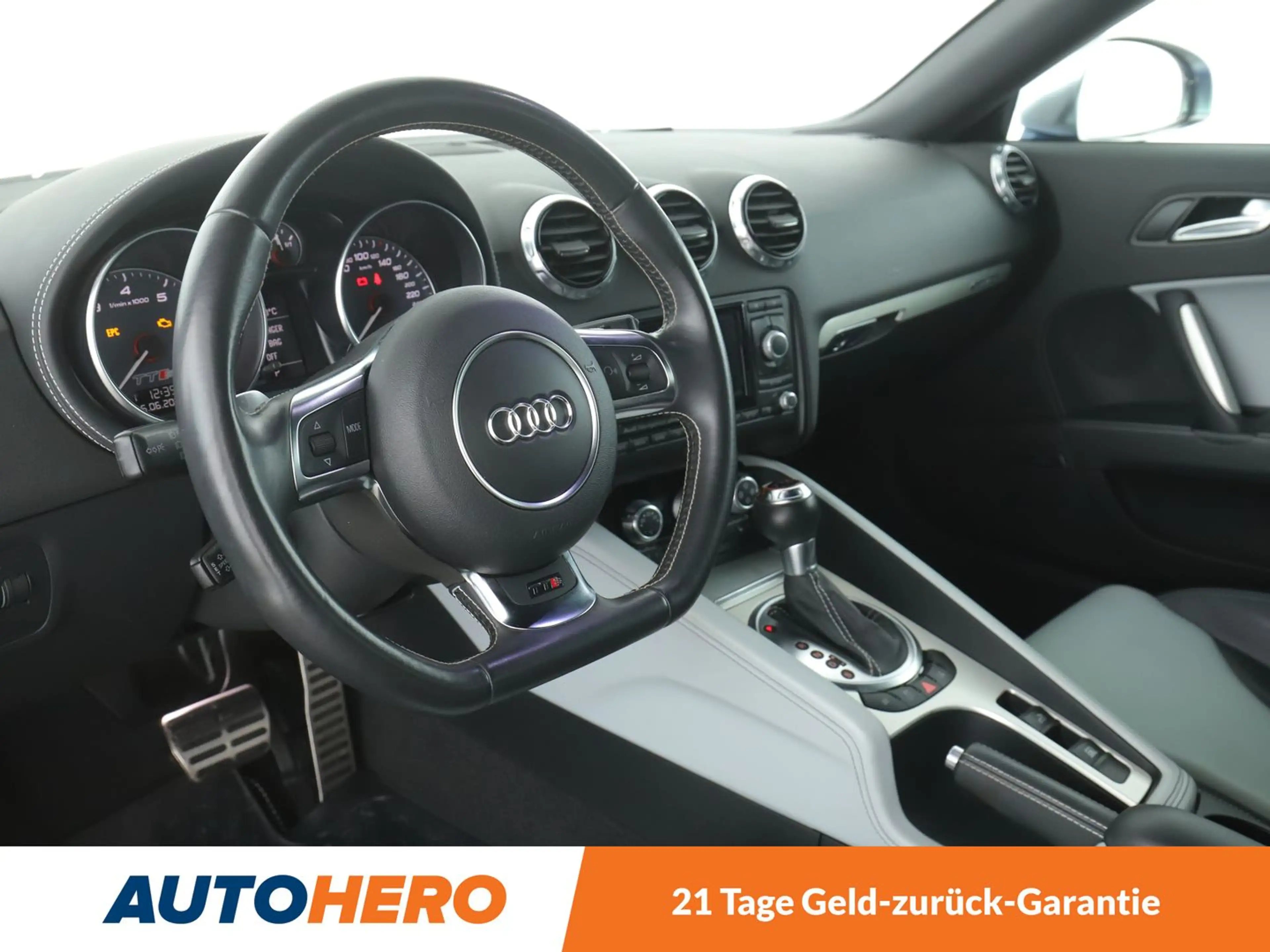 Audi TTS 2.0 TFSI quattro Roadster Aut.*NAVI*XENON*TEMPO* — photo 11