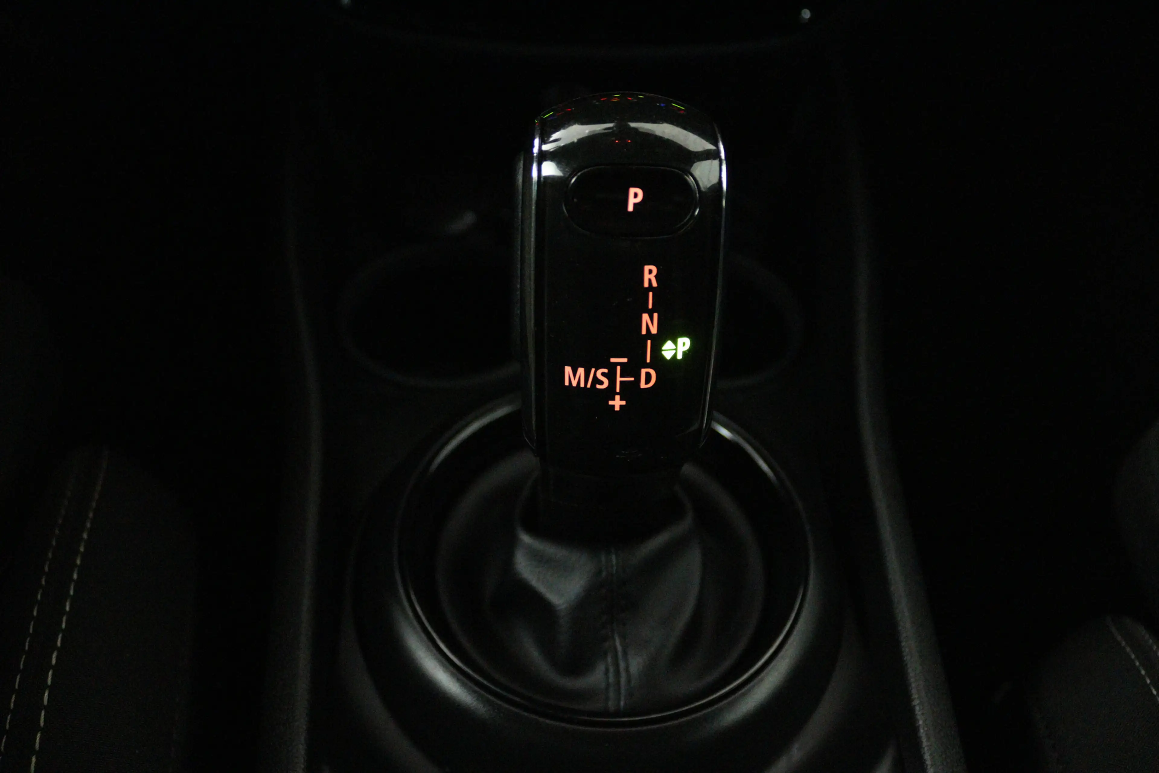 MINI One Clubman 1.5 Chili (STOELVERWARMING, CAMERA, DEALER ONDERHO — photo 16