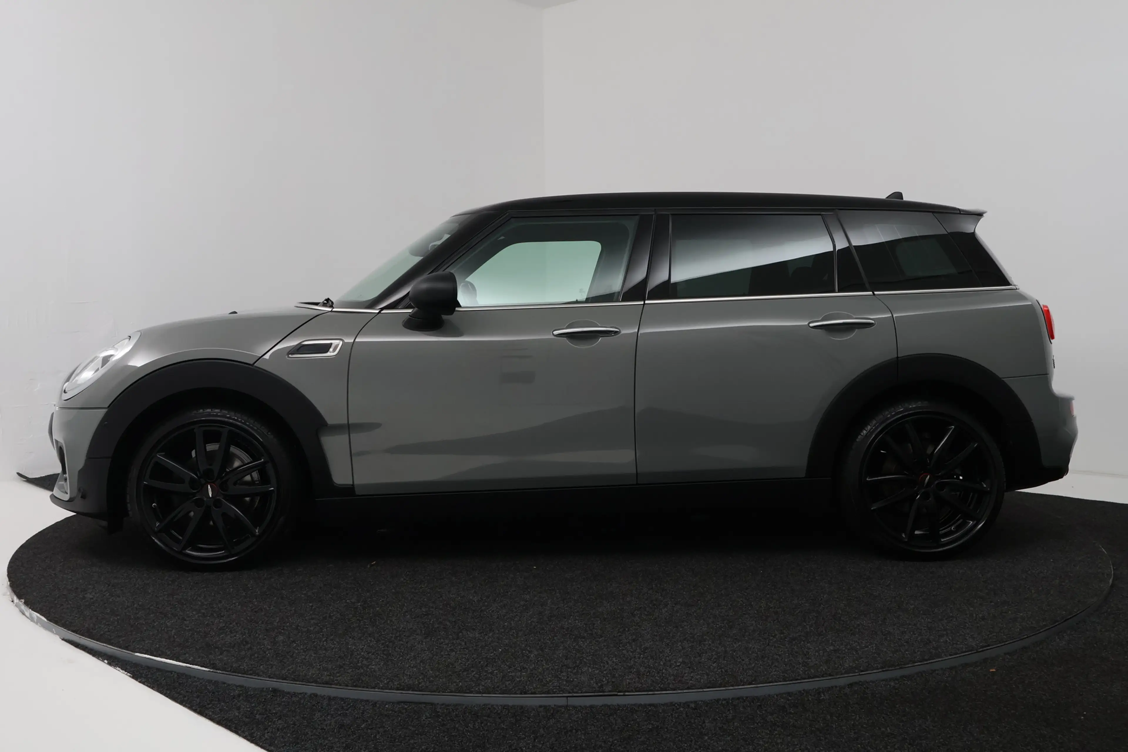 MINI One Clubman 1.5 Chili (STOELVERWARMING, CAMERA, DEALER ONDERHO — photo 2