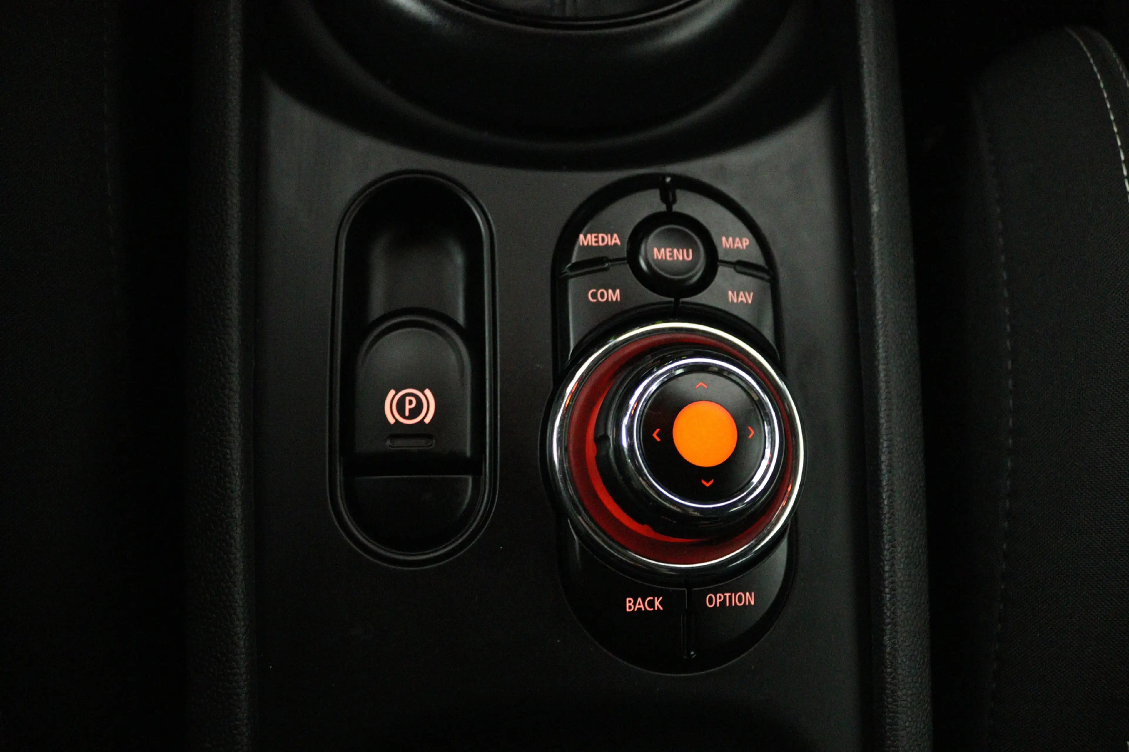 MINI One Clubman 1.5 Chili (STOELVERWARMING, CAMERA, DEALER ONDERHO — photo 17