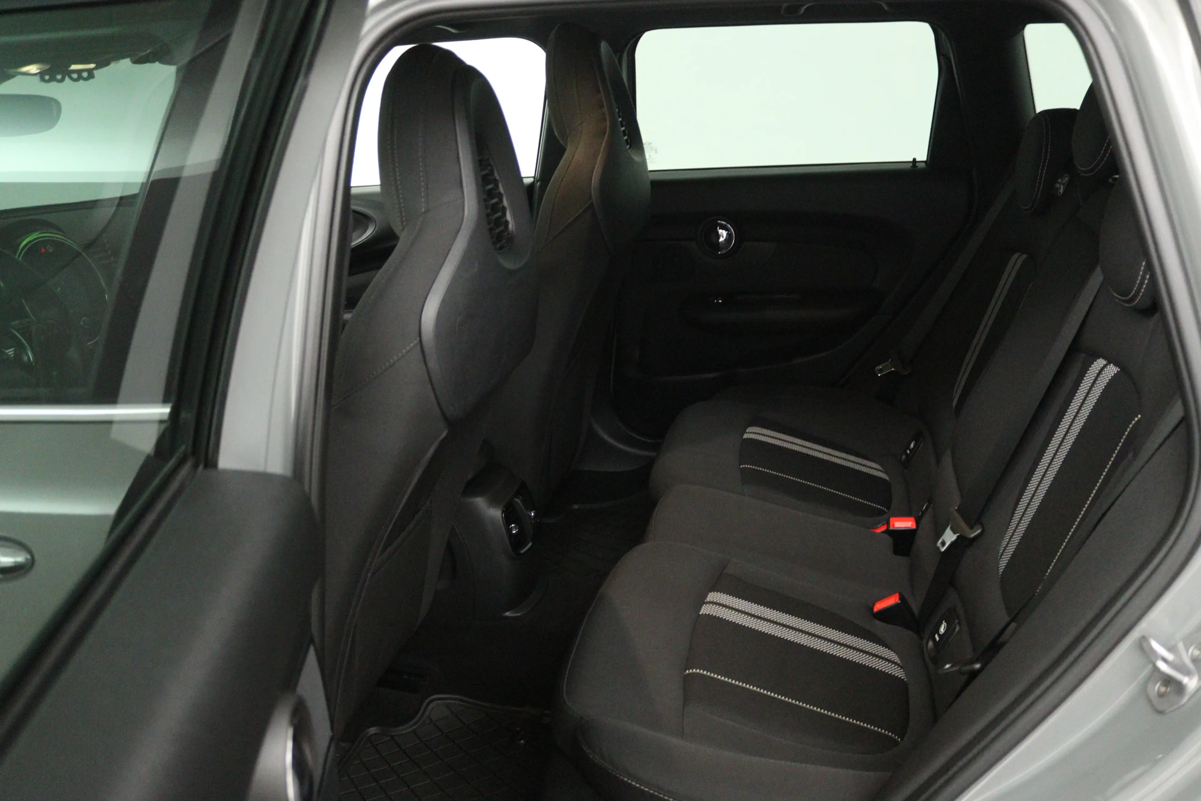 MINI One Clubman 1.5 Chili (STOELVERWARMING, CAMERA, DEALER ONDERHO — photo 23