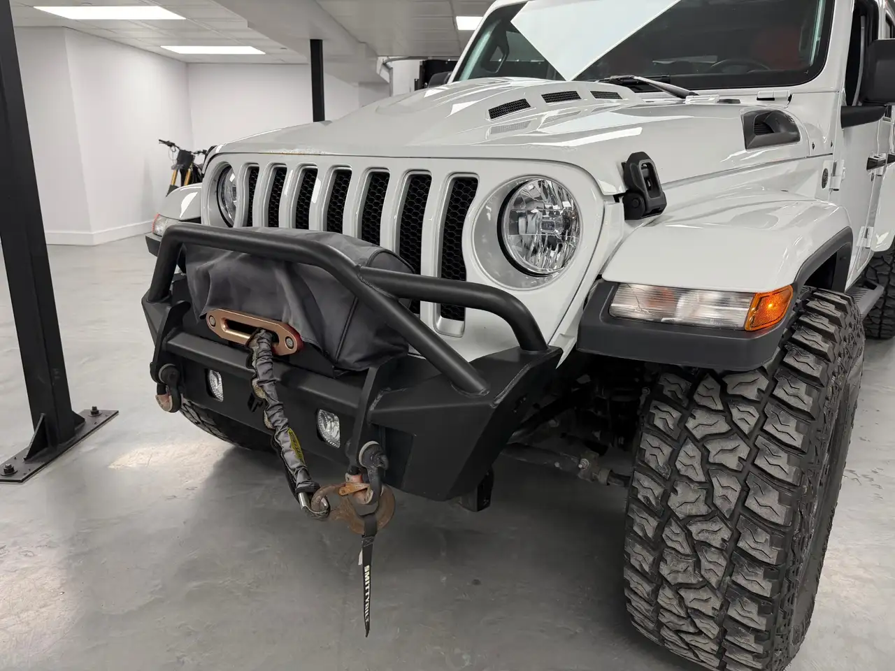 Jeep Gladiator photo Jeep Gladiator