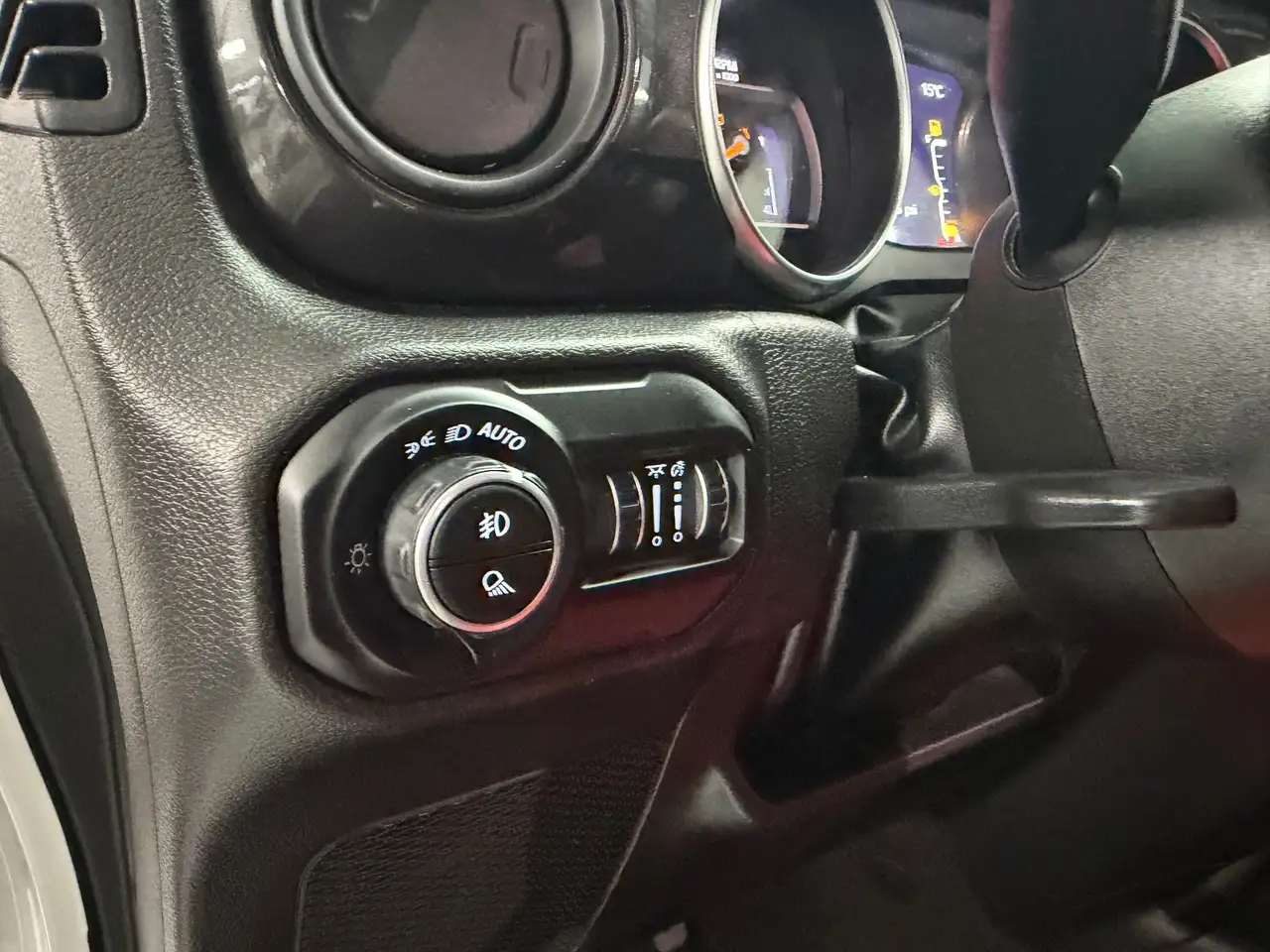 Jeep Gladiator photo Jeep Gladiator