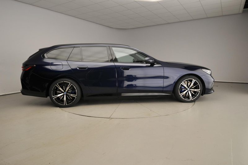 BMW 550 5 Serie Touring 550e xDrive M-Sportpakket Pro / Pa — photo 4