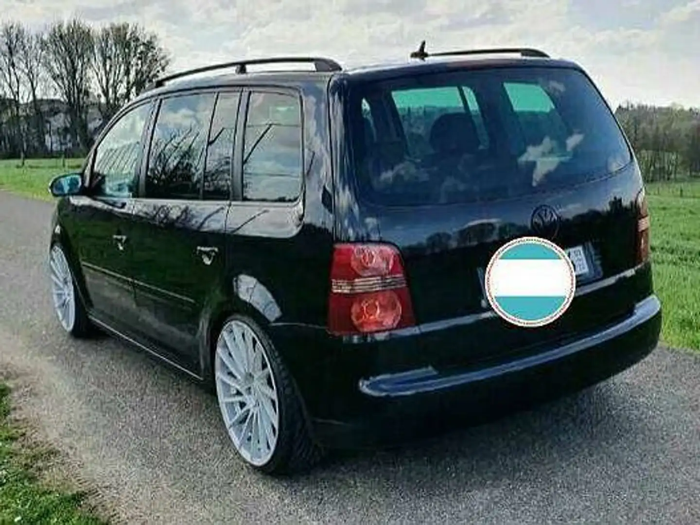 Volkswagen Touran Touran Highline FSI Highline Schwarz - 2