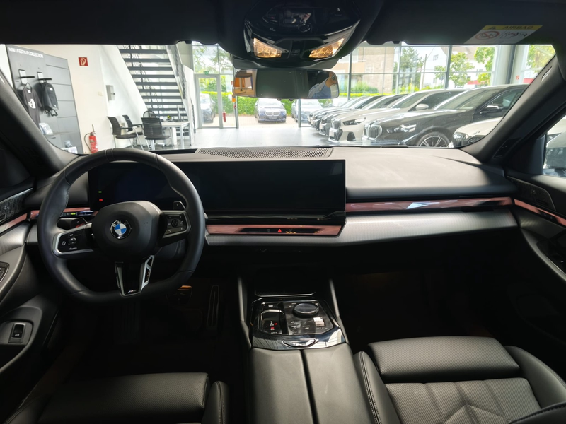 BMW 520 d Tour.xDr M Sport ACC/Pano/360°/B&W/21"/HUD — photo 13