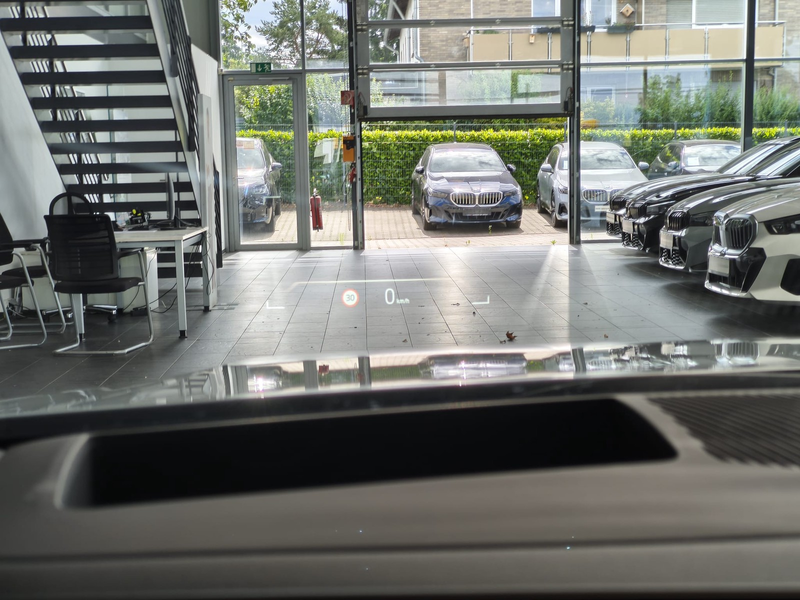 BMW 520 d Tour.xDr M Sport ACC/Pano/360°/B&W/21"/HUD — photo 12