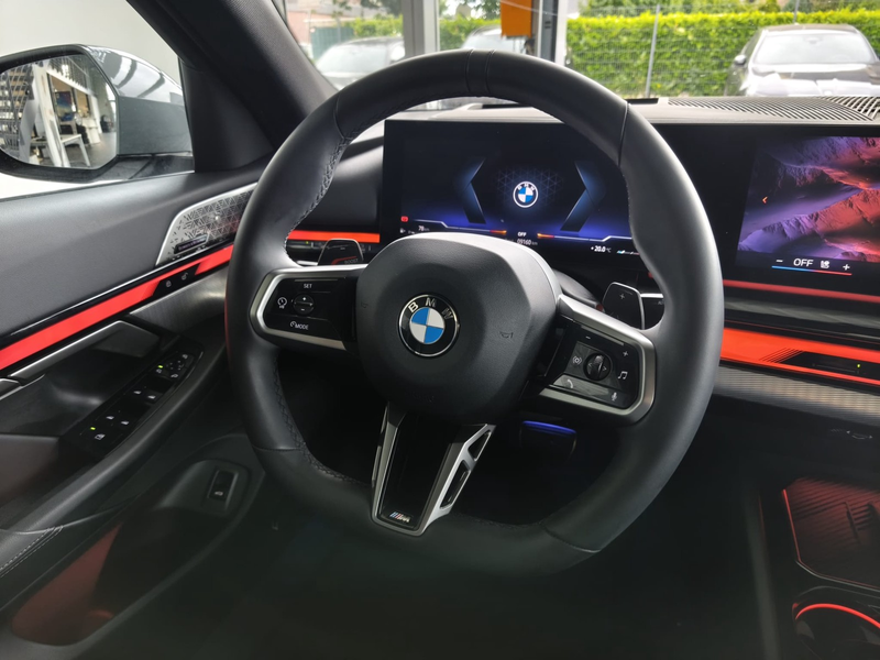 BMW 520 d Tour.xDr M Sport ACC/Pano/360°/B&W/21"/HUD — photo 11