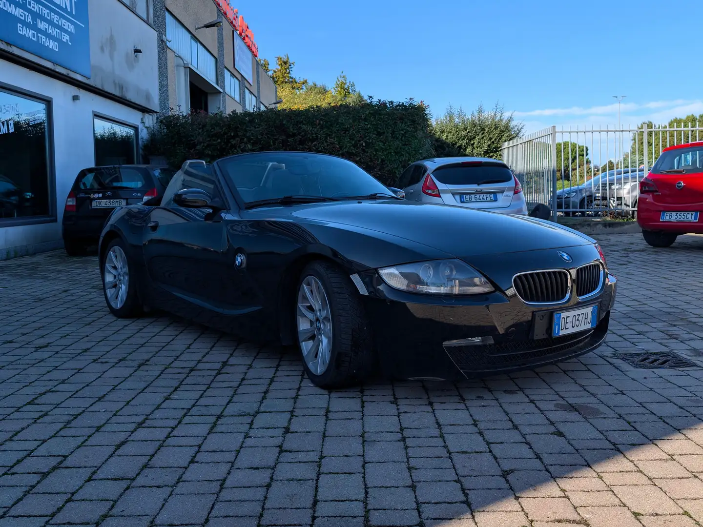 BMW Z4 Roadster 2.0i Nero - 1