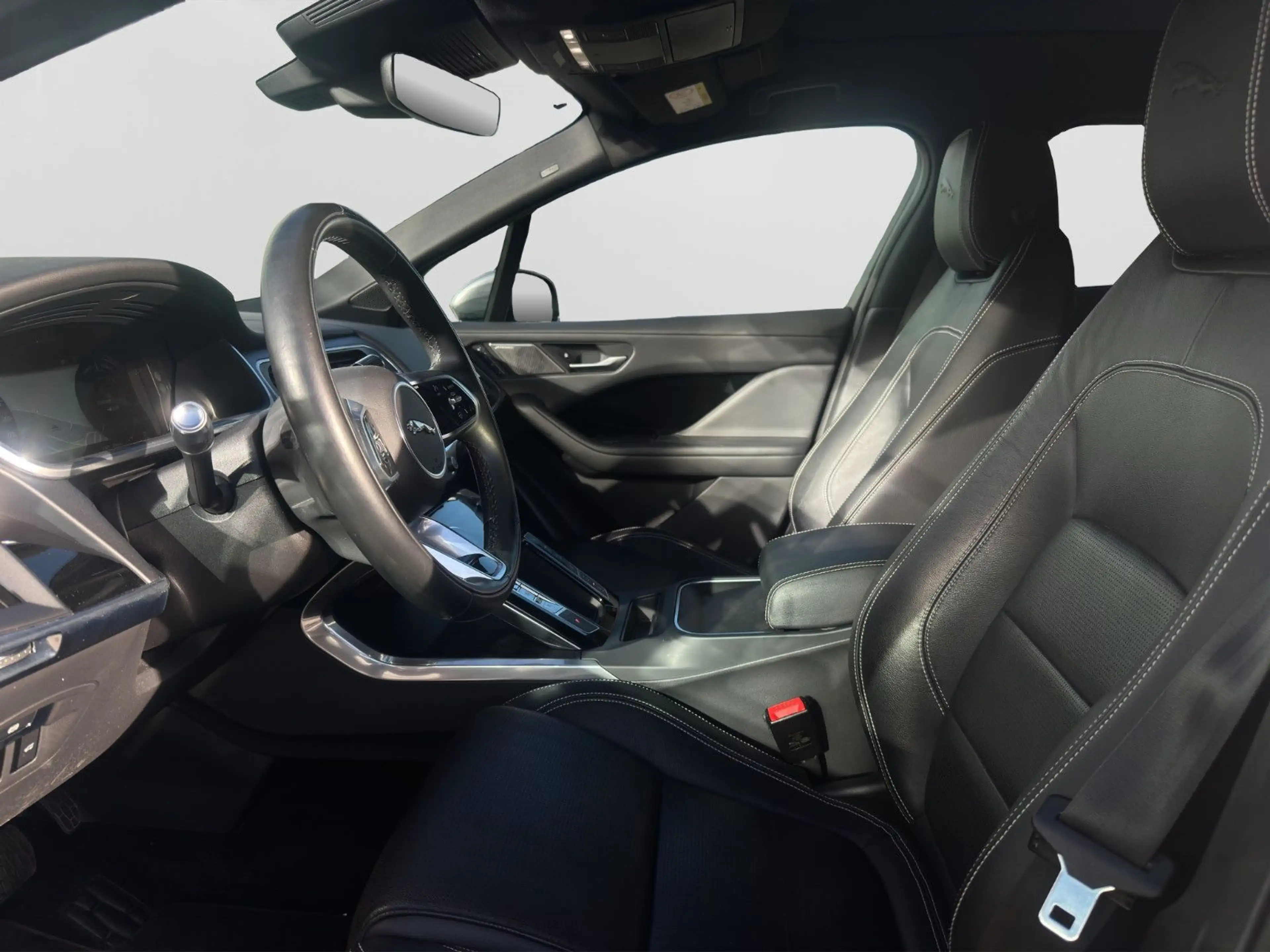Jaguar I-Pace EV400 S |AWD|Pano|Keyless|Standheiz|Sound — photo 9