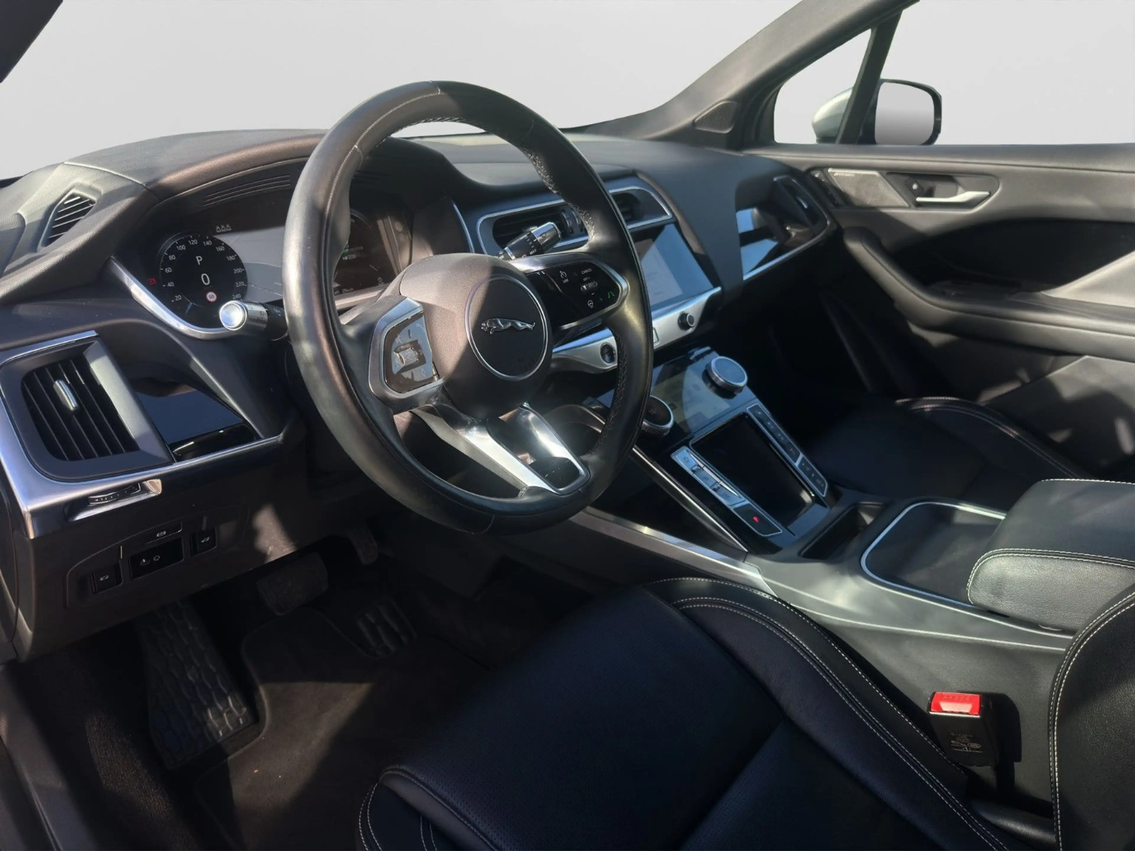 Jaguar I-Pace EV400 S |AWD|Pano|Keyless|Standheiz|Sound — photo 10