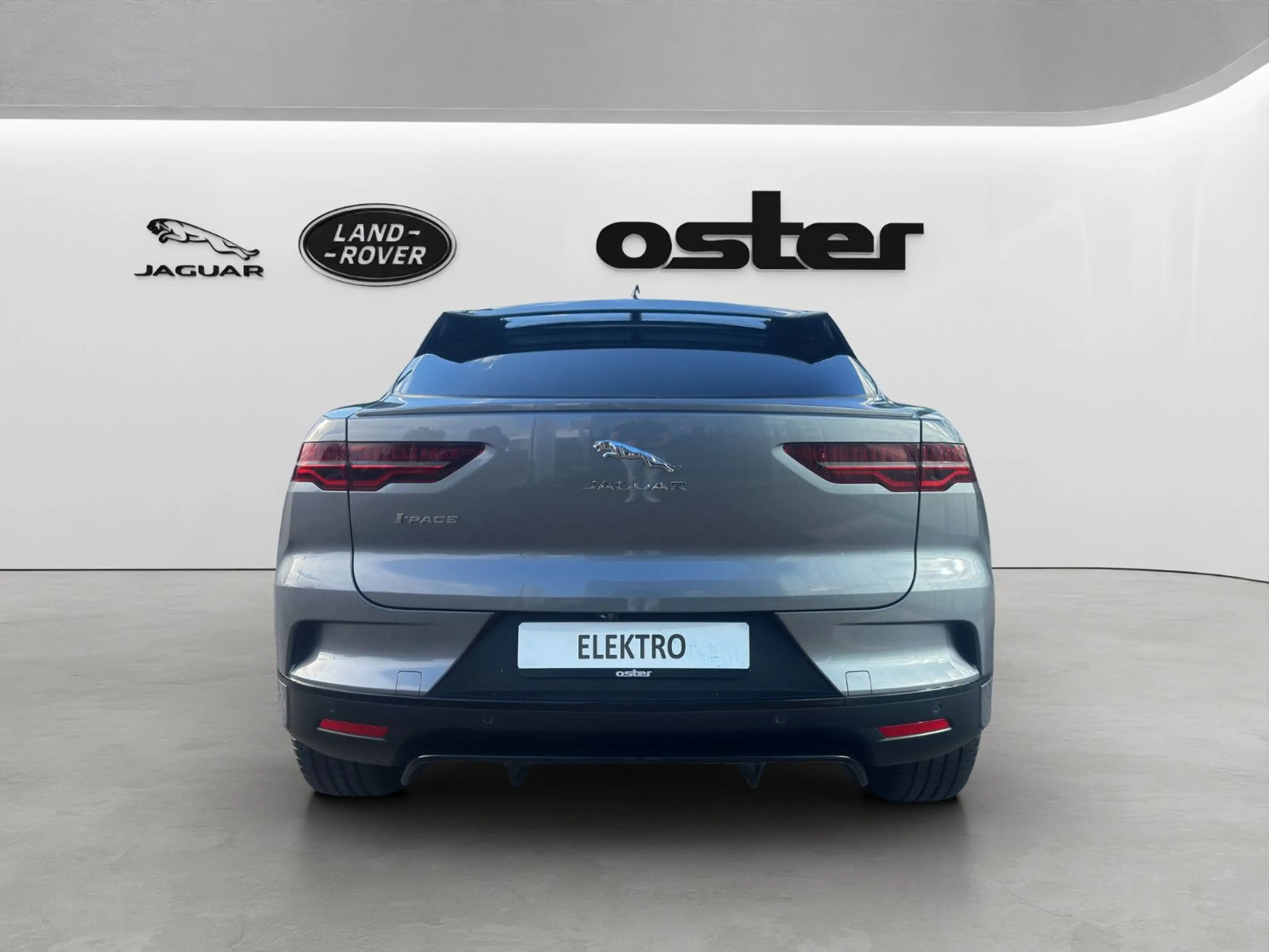 Jaguar I-Pace EV400 S |AWD|Pano|Keyless|Standheiz|Sound — photo 5