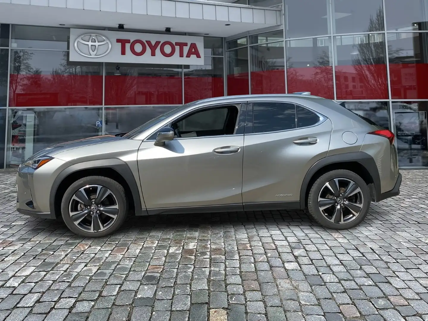 Lexus UX 250h Style *Sitzhezung, Lenkradheizung, uvm.* Zilver - 2