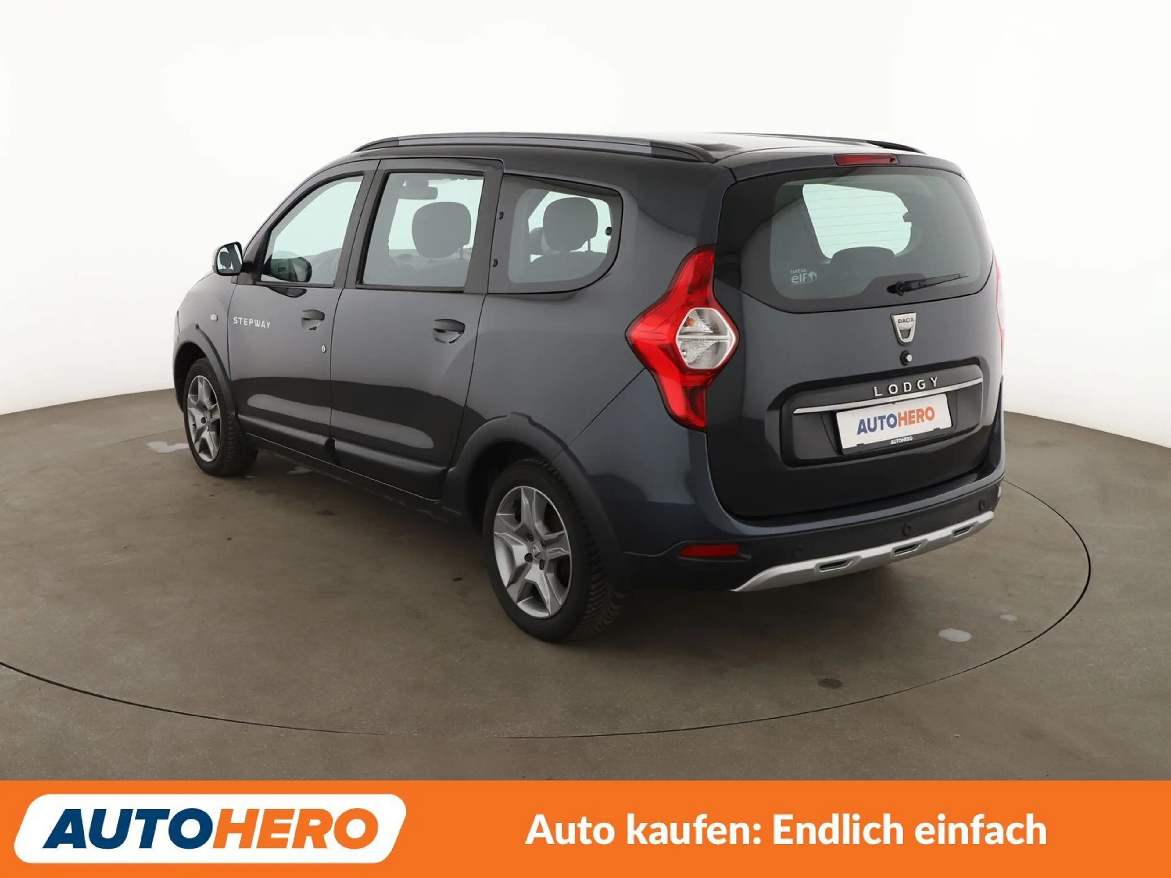 Dacia Lodgy 1.3 TCe Stepway*7-SITZER*NAVI*PDC*SHZ*KLIMA* — photo 4