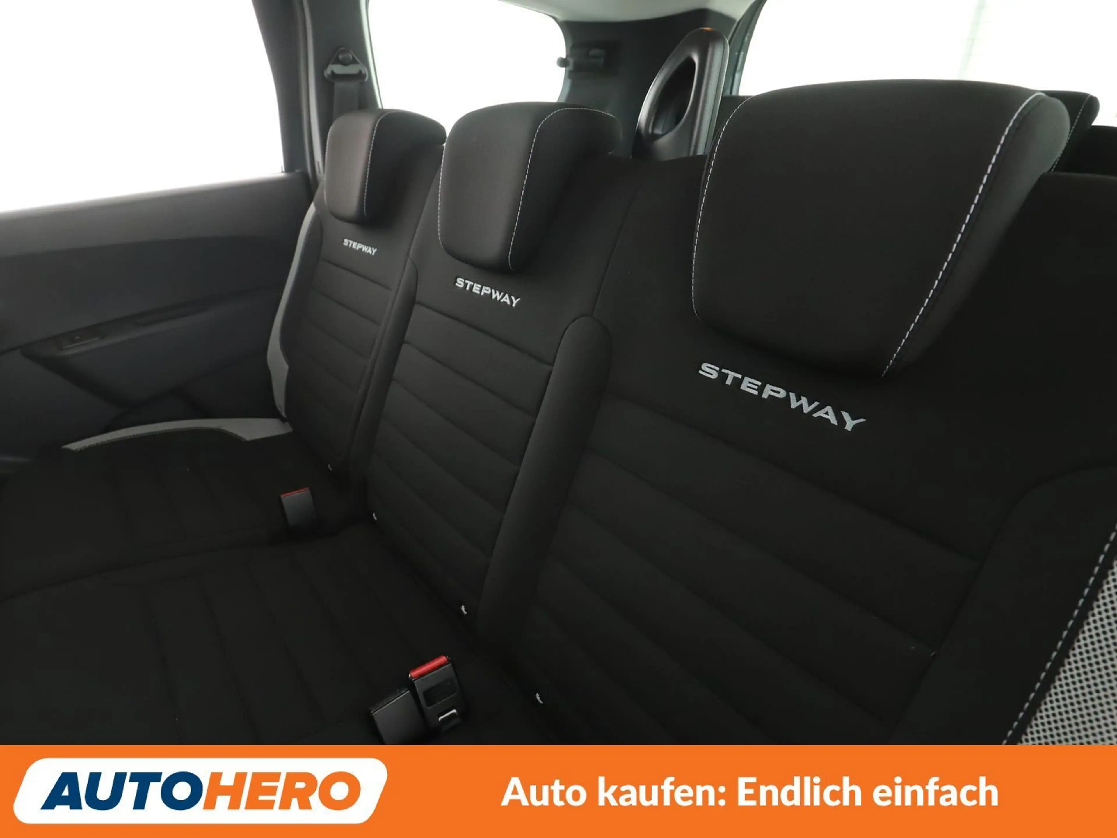 Dacia Lodgy 1.3 TCe Stepway*7-SITZER*NAVI*PDC*SHZ*KLIMA* — photo 14