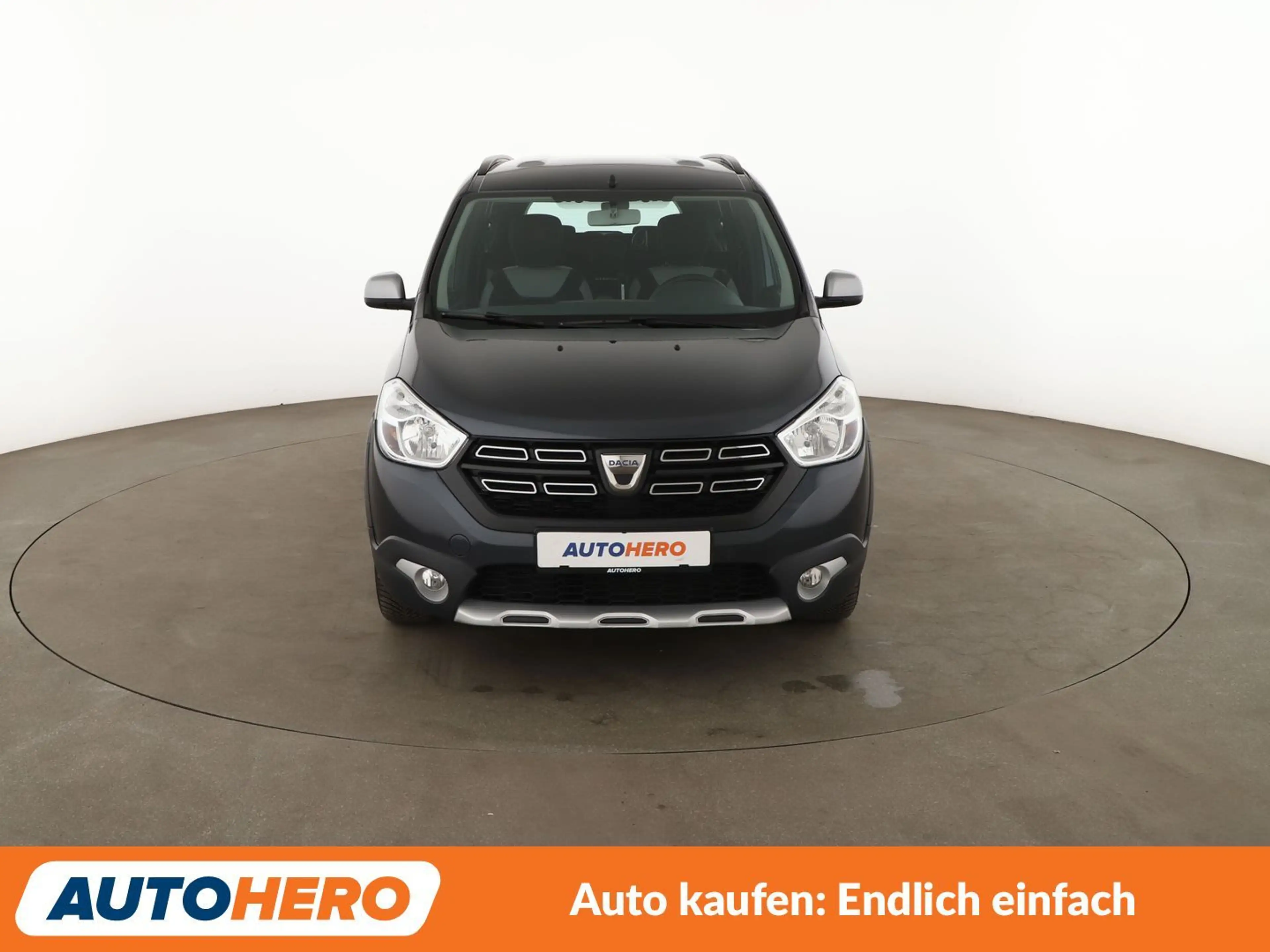 Dacia Lodgy 1.3 TCe Stepway*7-SITZER*NAVI*PDC*SHZ*KLIMA* — photo 9