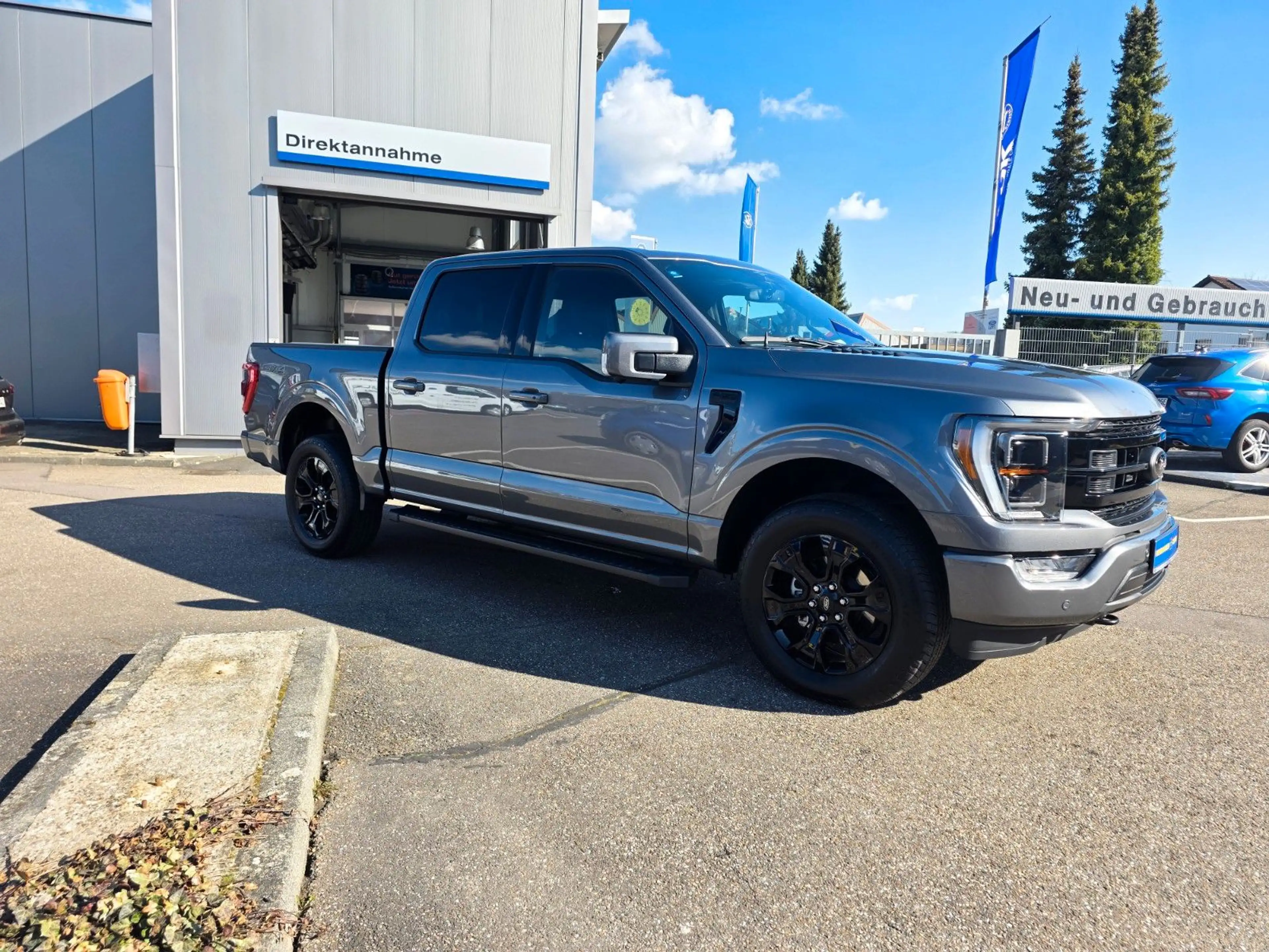 Ford F 150 Lariat V8 *ACC*PANO*AHK*LED*B&O*TOP* — photo 3