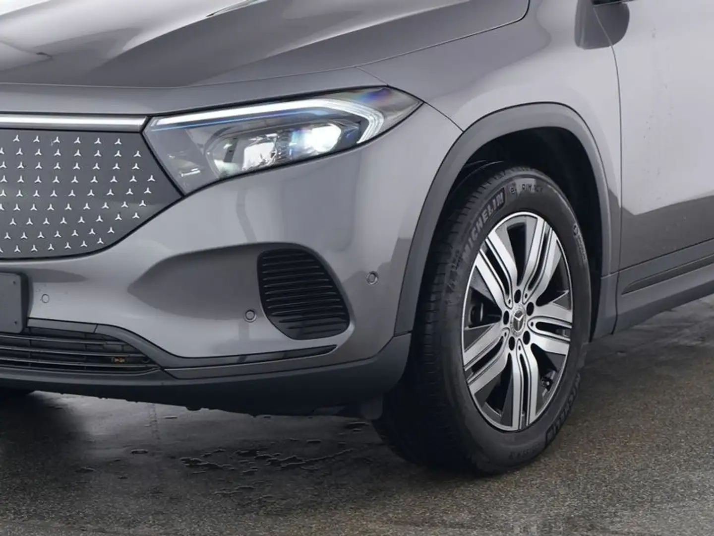 Mercedes-Benz EQA 300 4M EL-ART-ADV+NIGHT SOUND KEYG AMG-LENKR Grigio - 2