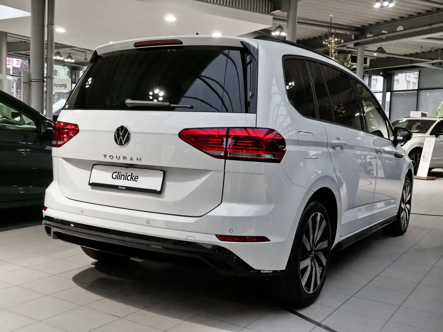 Volkswagen Touran Highline R-Line 1,5 TSI (150 PS) DSG Weiß - 2
