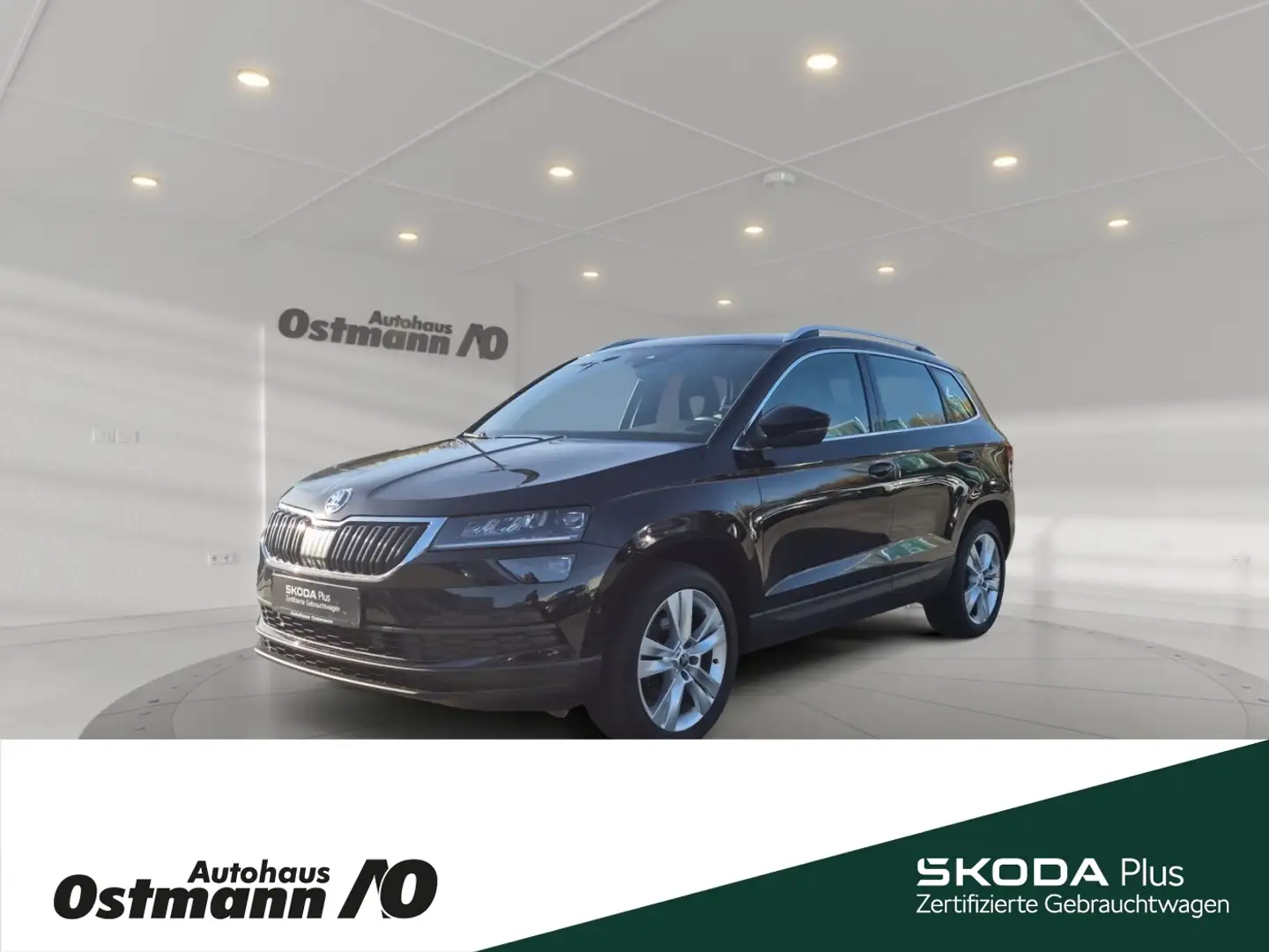 Skoda Karoq Style 110kw TSI *PANO*LED*SmartLink*SHZ*PDC Noir - 1
