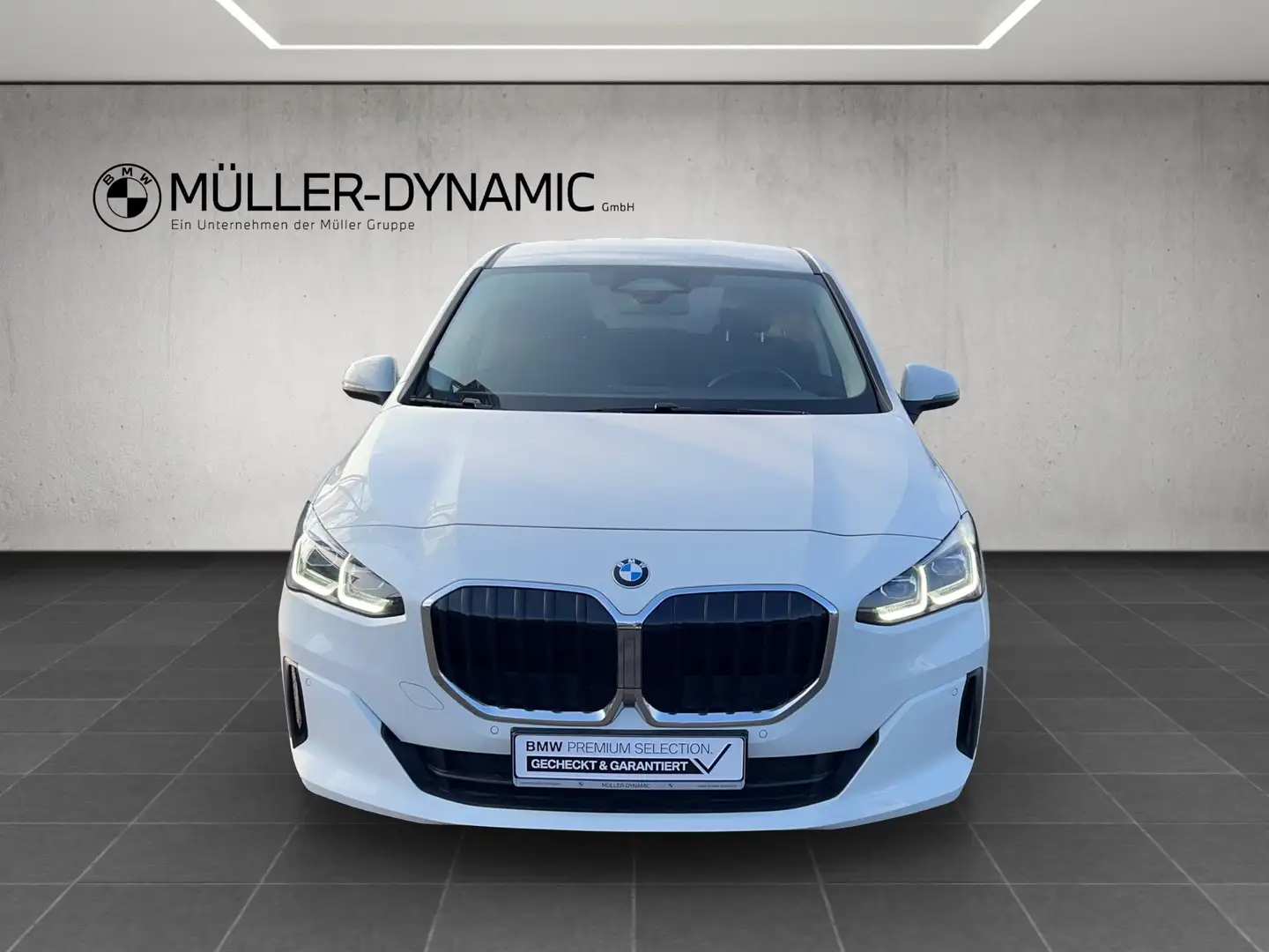 BMW 218 i Active Tourer Induktionsladen für Smartphones, S White - 2