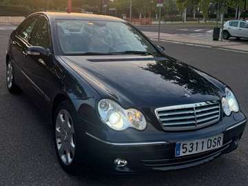 C Familiar 320 Elegance 4M Elegance