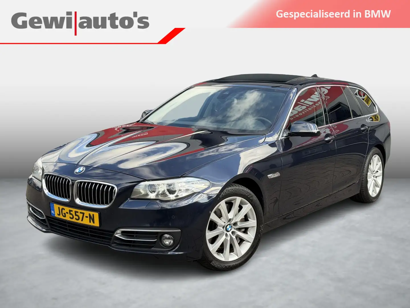 BMW 528 5-serie Touring 528xi Luxury Edition Blauw - 1
