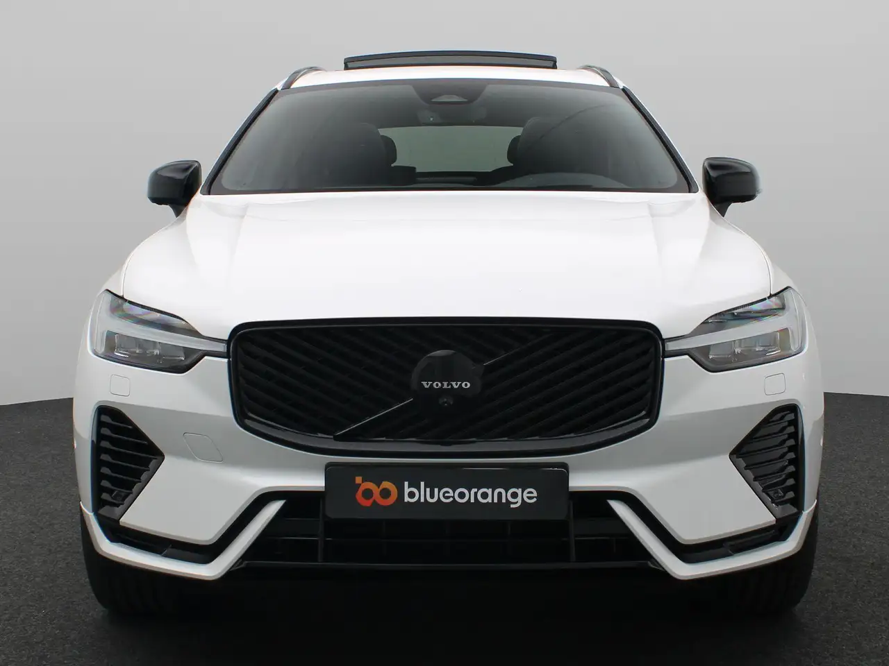 Volvo XC60 2026 — фото 13