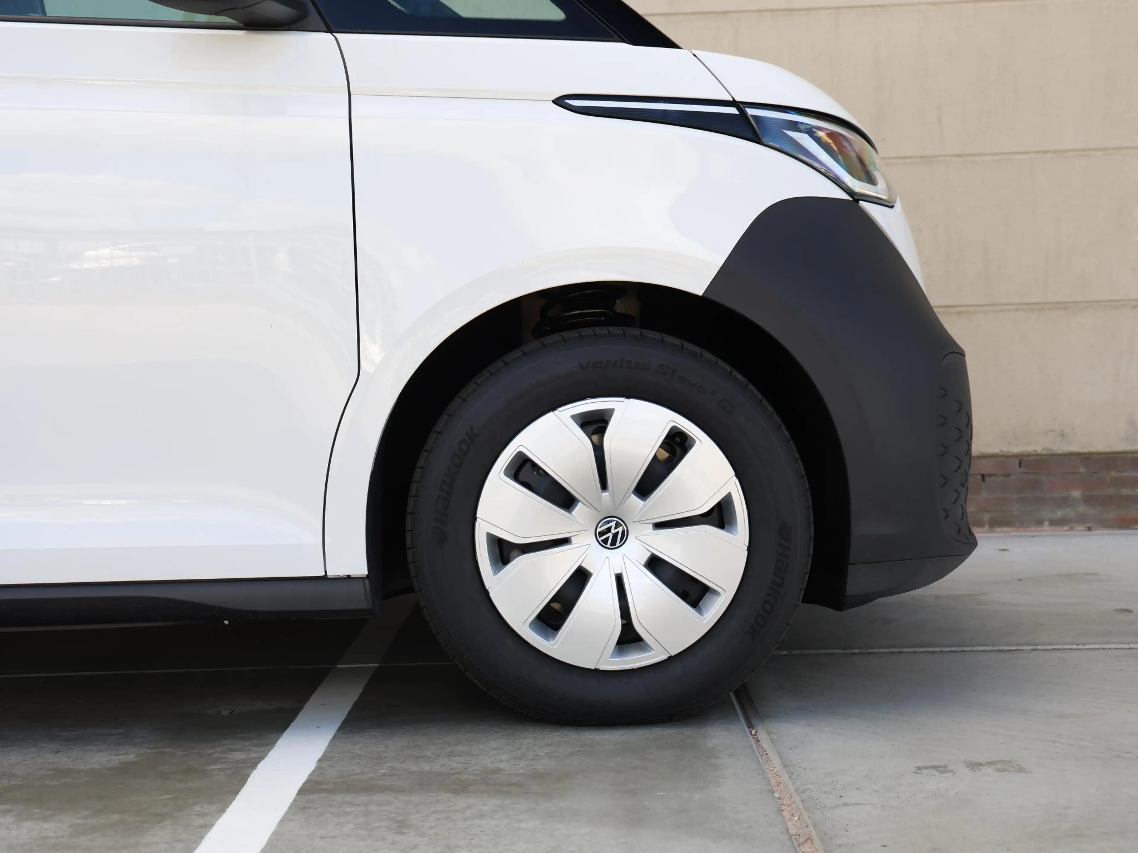 Volkswagen ID. Buzz Cargo Economy Limited Edition Elektromotor 210 kW (286 p — photo 14