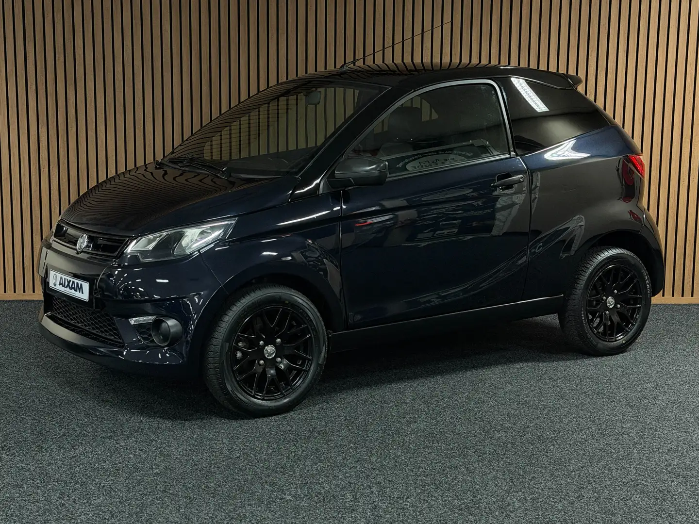 Aixam Coupe Sport Black On Black | 8 PS Kubota - 2