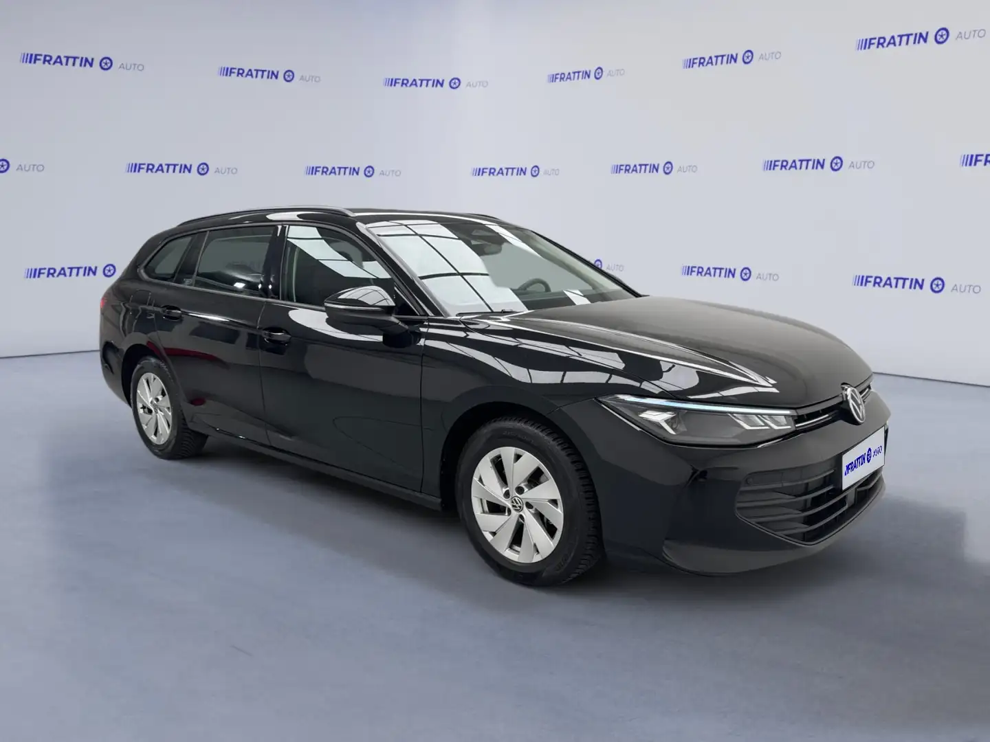 Volkswagen Passat 1.5 eTSI 150 CV ACT DSG Nero - 2