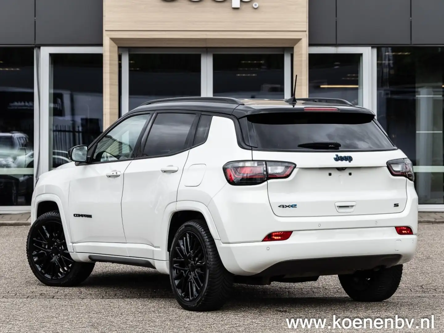 Jeep Compass 4xE 240pk PHEV S Automaat / 4WD / Lederen bekledin Blanco - 2