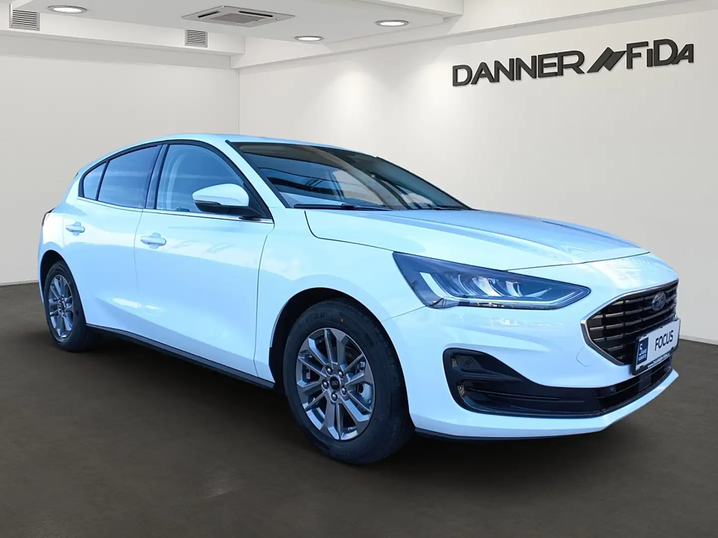 Ford Focus TITANIUM EDITION 5tg. 125 PS EcoBoost/Benzin Mi... Weiß - 2